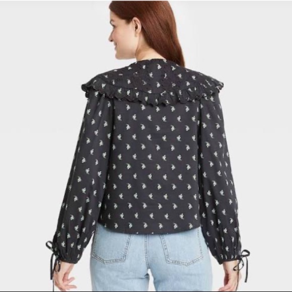 Universal Thread Embroidered Blouse - Picture 2 of 7